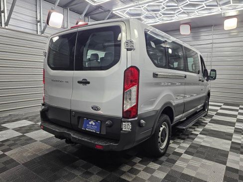 Used 2016 Ford Transit 350 XL RWD image 5