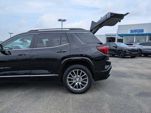 Certified 2026 GMC Terrain Denali w/ LPO, Floor Liner Package AWD/4WD image 11