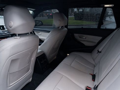 Used 2015 BMW 328d xDrive 328d xDrive image 23