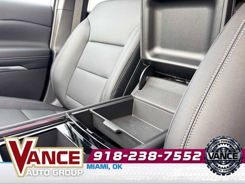 New 2026 Chevrolet Traverse LT w/ Sun and Wheel Package image 36