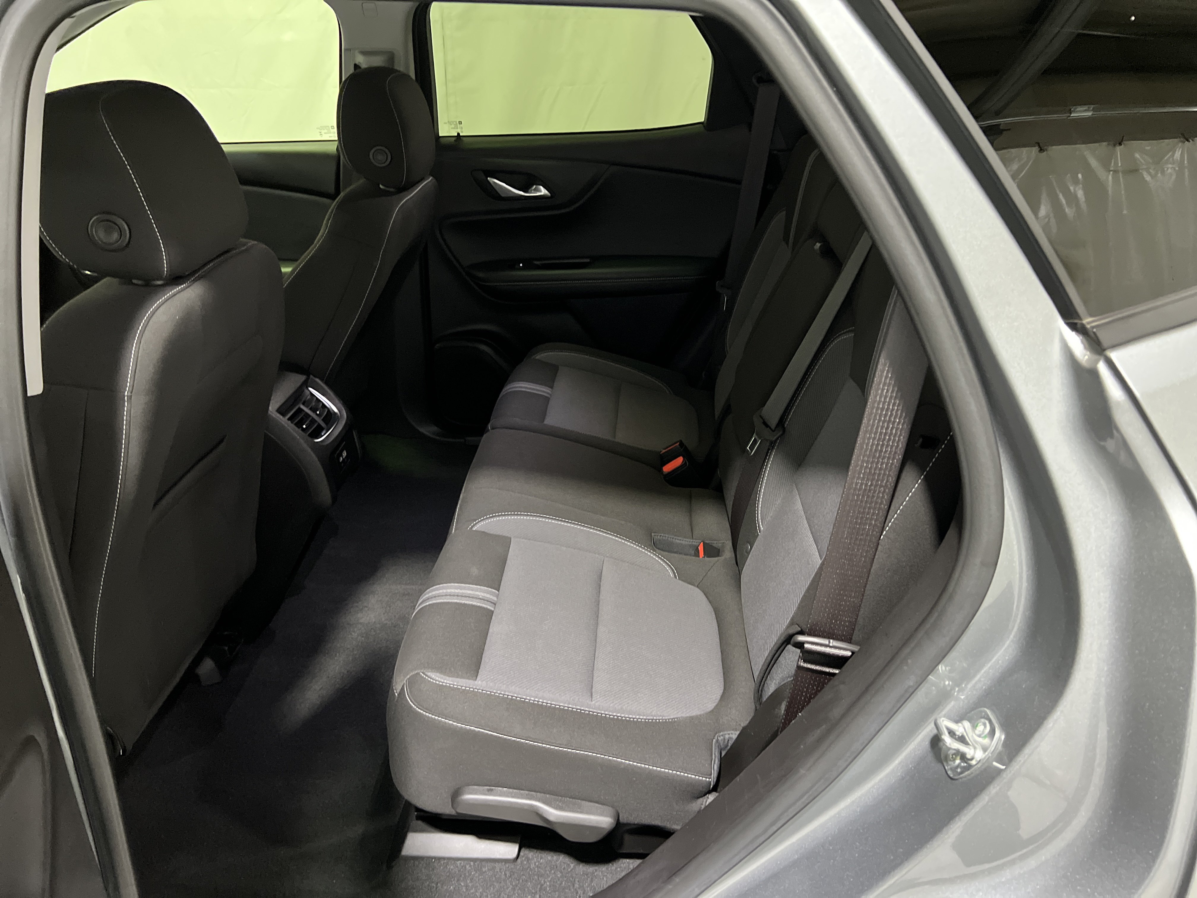 Used 2024 Chevrolet Blazer LT w/ Convenience Package FWD image 16