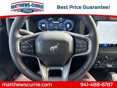 New 2025 Ford Bronco Badlands image 17