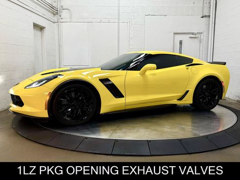 Used 2019 Chevrolet Corvette Z06 RWD image 4