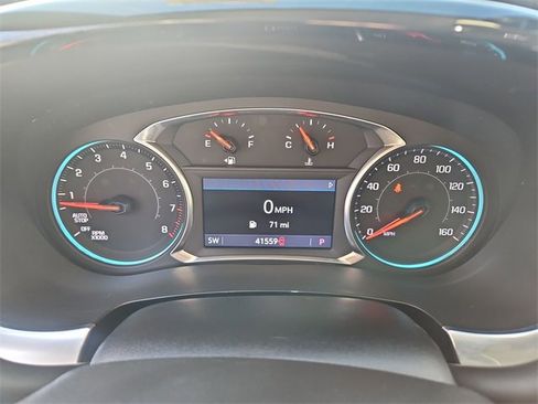 Used 2020 Chevrolet Traverse LT w/ Driver Confidence II Package image 12