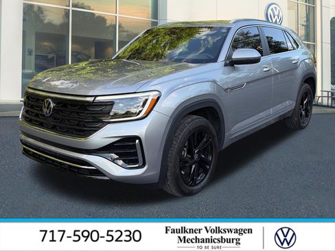 Used 2024 Volkswagen Atlas Cross Sport SEL R-Line AWD/4WD image 1