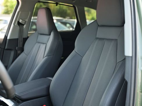Certified 2025 Audi Q5 Premium Plus w/ Premium Plus AWD/4WD image 21