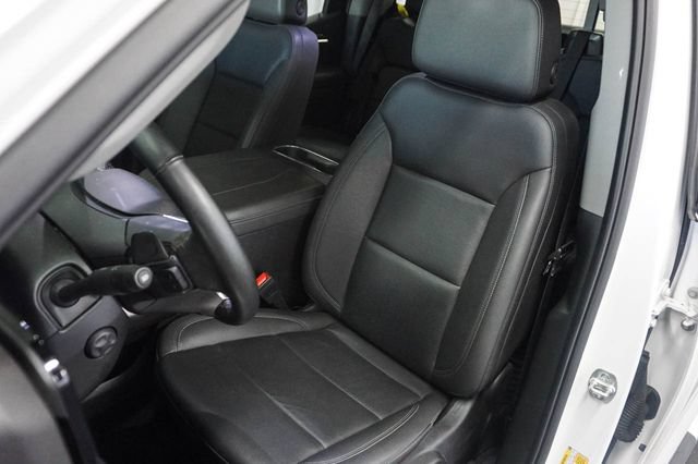 Used 2025 Chevrolet Silverado 1500 LTZ w/ LTZ Convenience Package II AWD/4WD image 12