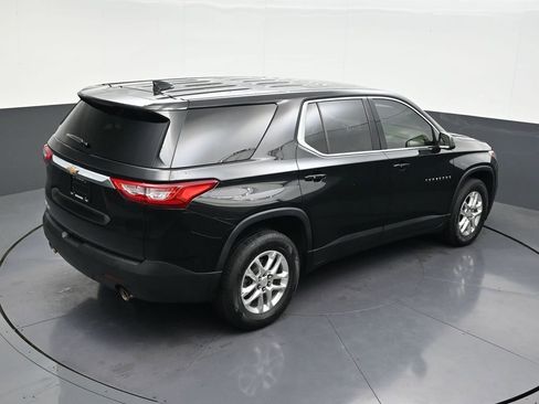 Used 2021 Chevrolet Traverse LS image 20