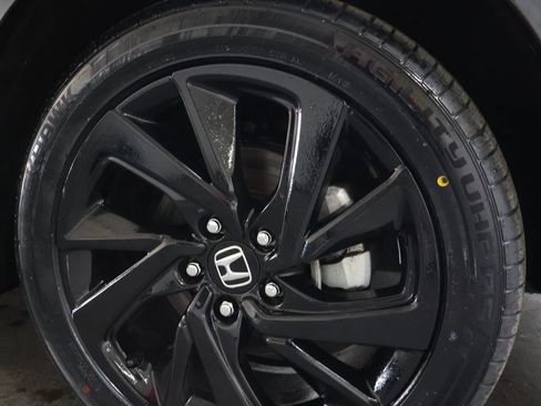 Used 2022 Honda HR-V Sport image 31