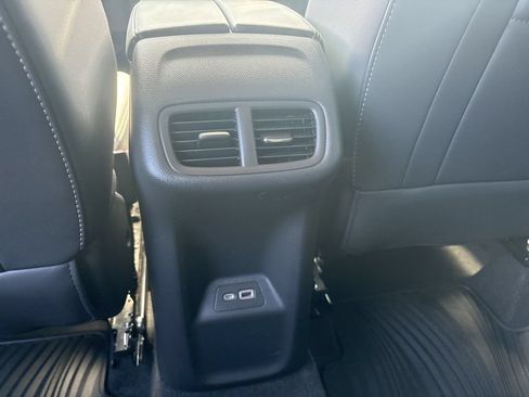 Used 2023 Buick Envision Preferred AWD/4WD image 33