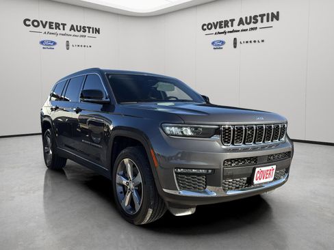 Used 2022 Jeep Grand Cherokee L Limited image 7
