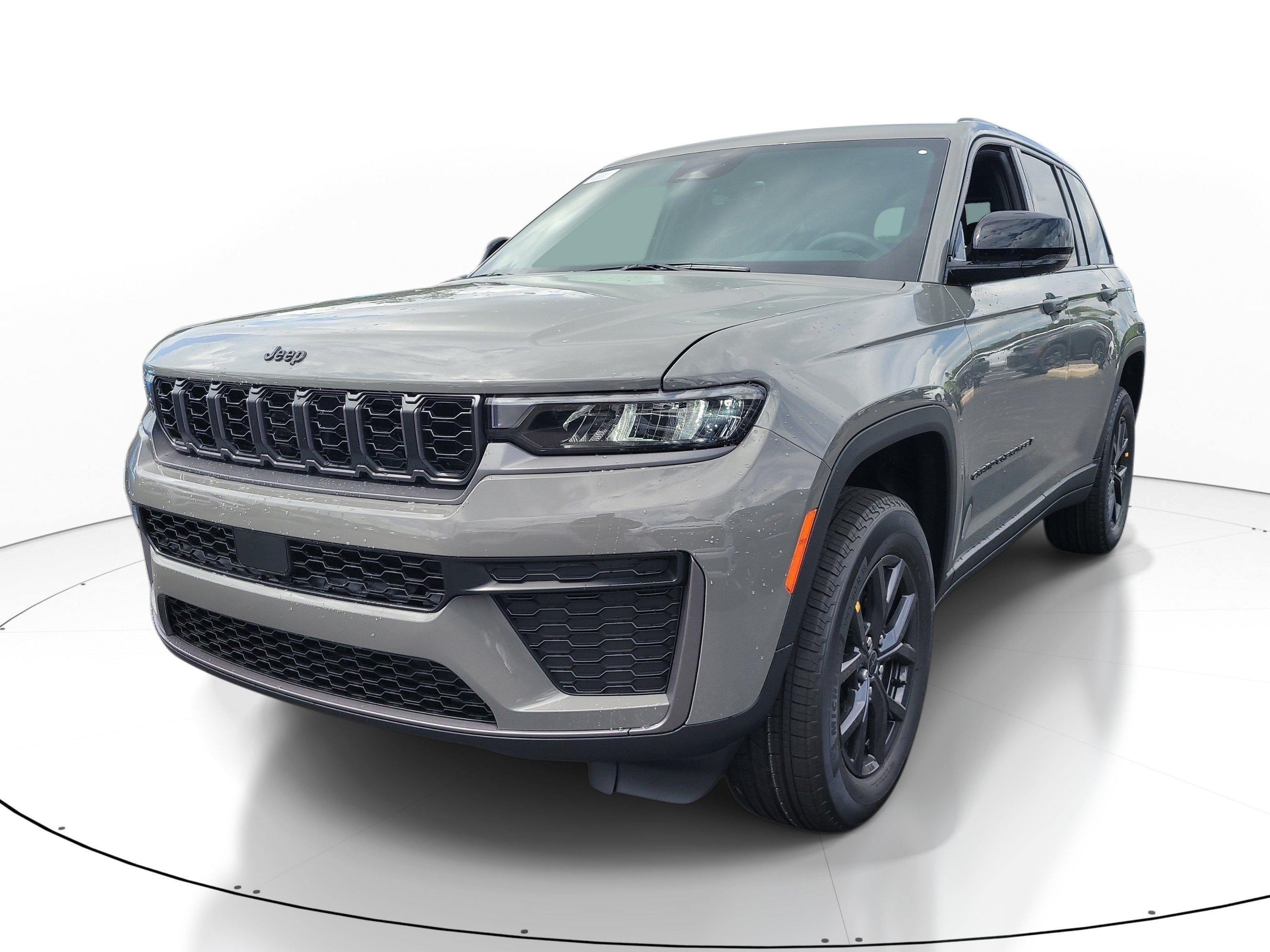 New 2027 Jeep Grand Cherokee Altitude RWD image 4