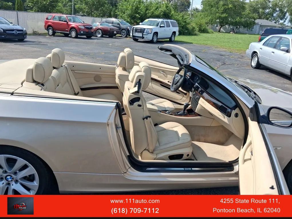 Used 2012 BMW 328i Convertible RWD image 65