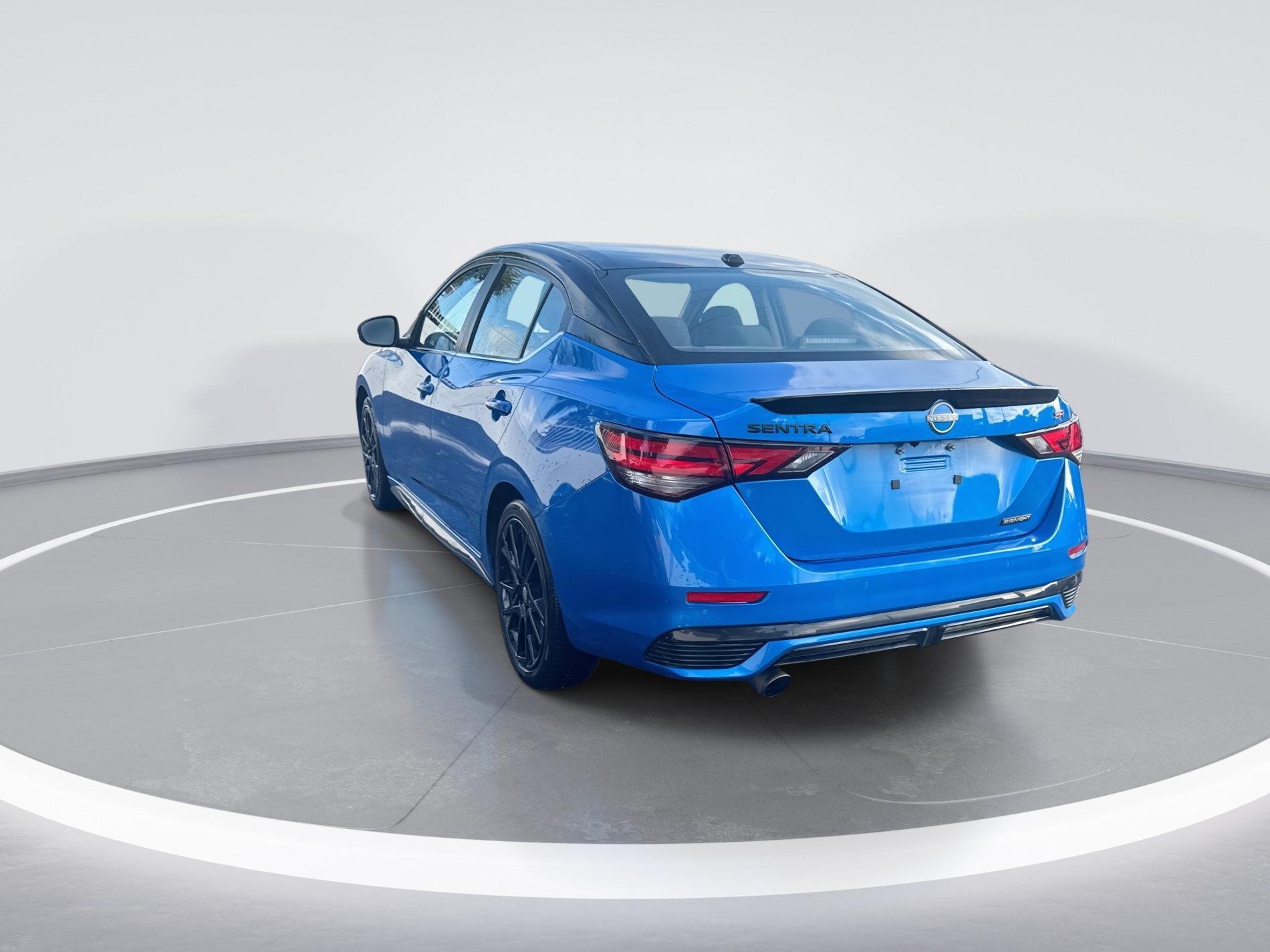 Certified 2025 Nissan Sentra SR w/ Midnight Edition FWD image 6