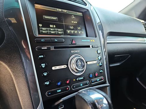 Used 2016 Ford Explorer Sport w/ Equipment Group 401A AWD/4WD image 29