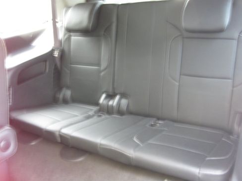 Used 2016 Chevrolet Tahoe LT RWD image 34