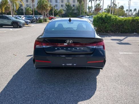 New 2026 Hyundai Elantra Sport image 6