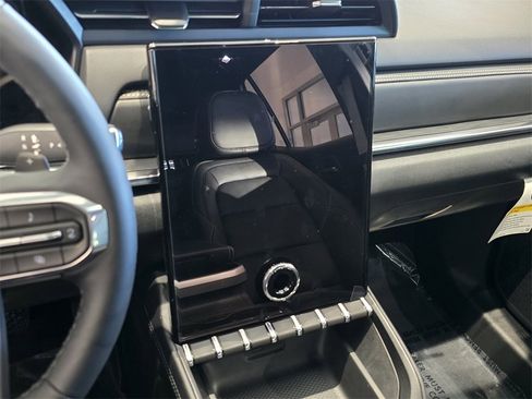 New 2026 GMC Terrain Elevation w/ Elevation Premium Package image 19