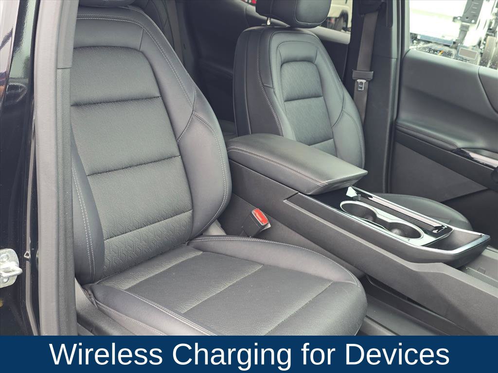 Used 2025 Chevrolet Equinox LT w/ Convenience Package II FWD image 16