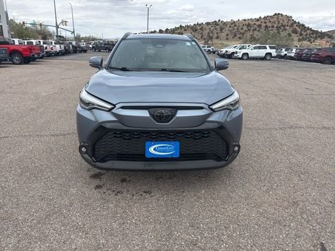 Used 2024 Toyota Corolla Cross XSE w/ Convenience Package AWD/4WD image 2
