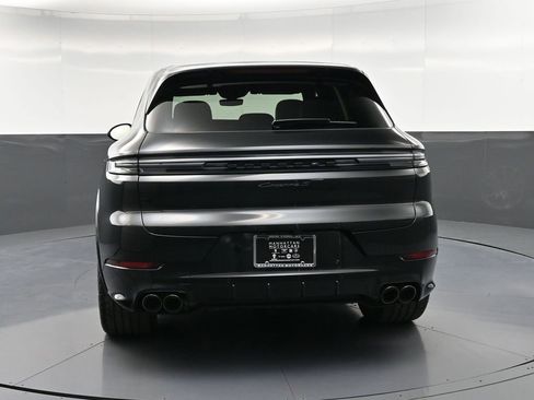Used 2025 Porsche Cayenne S image 7