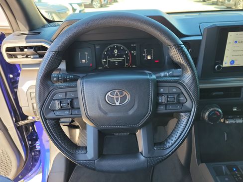 Used 2025 Toyota Tacoma SR5 image 26