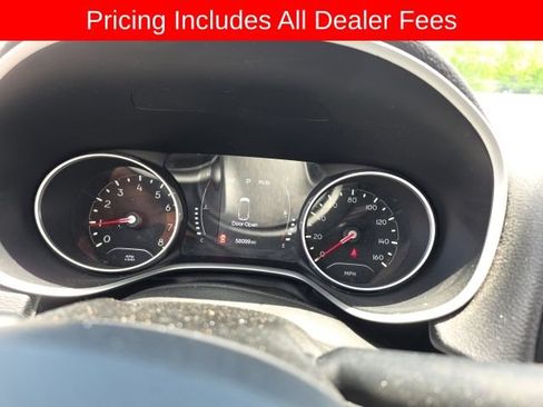 Used 2017 Jeep Compass Latitude AWD/4WD image 2