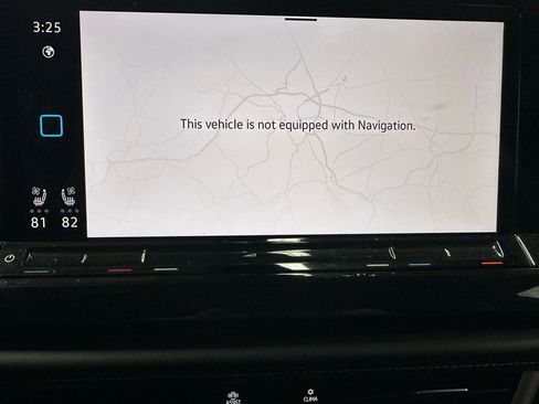 Used 2025 Volkswagen Atlas Cross Sport SE image 31