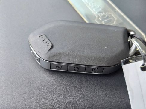Certified 2025 Kia K4 FWD image 29