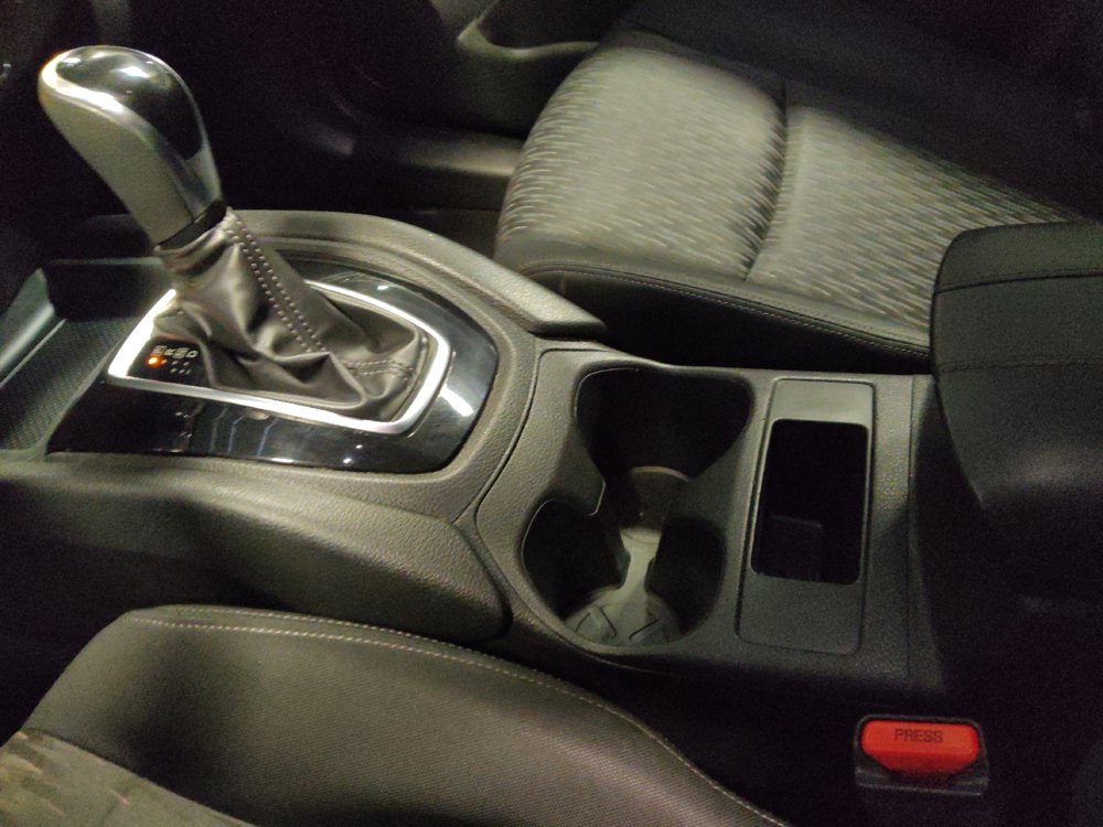 Used 2017 Nissan Rogue S FWD image 26