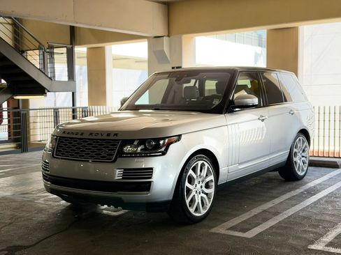 Used 2017 Land Rover Range Rover HSE AWD/4WD image 1