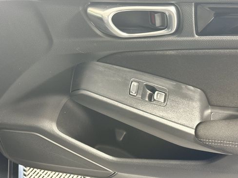 Used 2025 Honda Civic Sport image 29