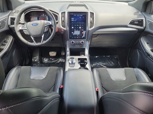 Certified 2022 Ford Edge ST w/ Equipment Group 401A AWD/4WD image 15