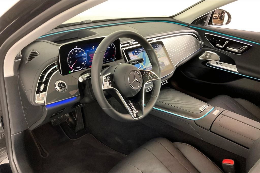 Used 2026 Mercedes-Benz E 350 4MATIC Sedan image 11