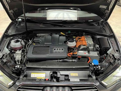 Used 2016 Audi A3 e-tron Premium Plus w/ Premium Plus Package FWD image 37