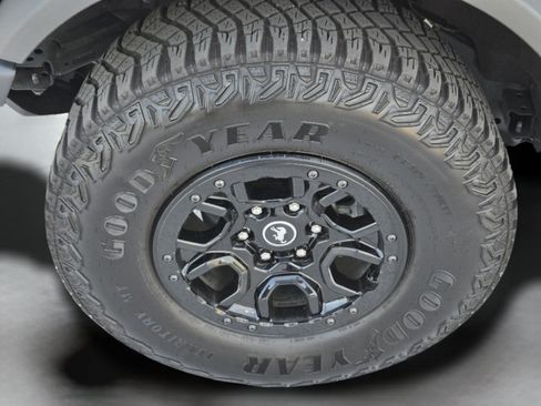 Used 2024 Ford Bronco Wildtrak AWD/4WD image 10