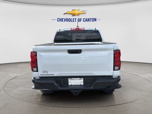 Used 2026 Chevrolet Colorado W/T w/ WT Custom Package AWD/4WD image 6