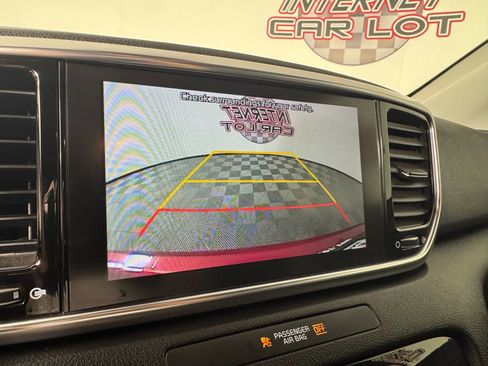 Used 2021 Kia Sportage EX image 18