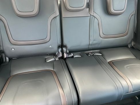 New 2026 Nissan Armada SL w/ Captain's Chari Seat Package image 12