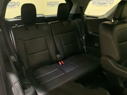 Used 2023 Ford Explorer XLT w/ Equipment Group 202A image 15
