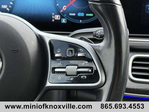 Used 2021 Mercedes-Benz GLS 580 4MATIC image 16