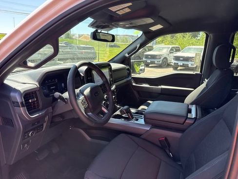 New 2026 Ford F150 XLT w/ Equipment Group 302A MID AWD/4WD image 9