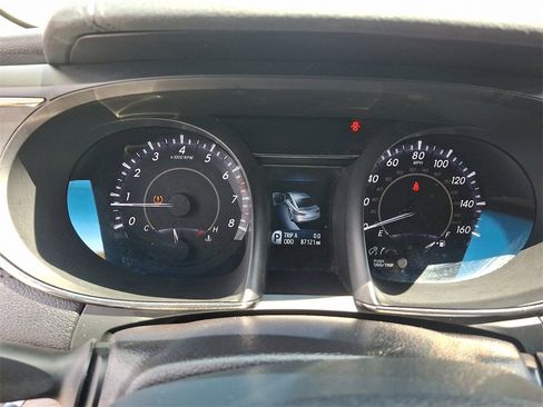 Used 2018 Toyota Avalon XLE Premium image 20