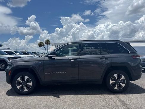 Used 2024 Jeep Grand Cherokee Limited 4xe AWD/4WD image 2