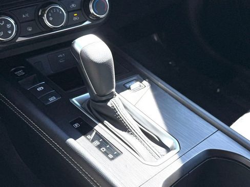 Certified 2025 Nissan Kicks SV image 14