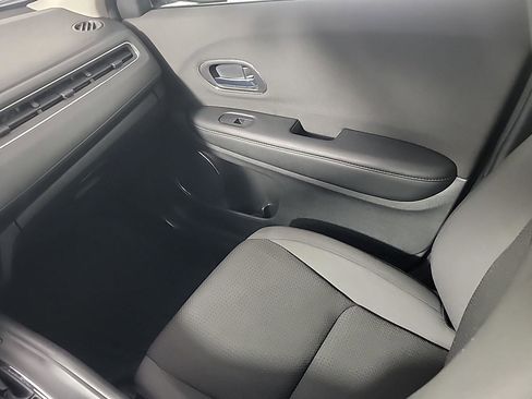 Certified 2022 Honda HR-V EX image 22