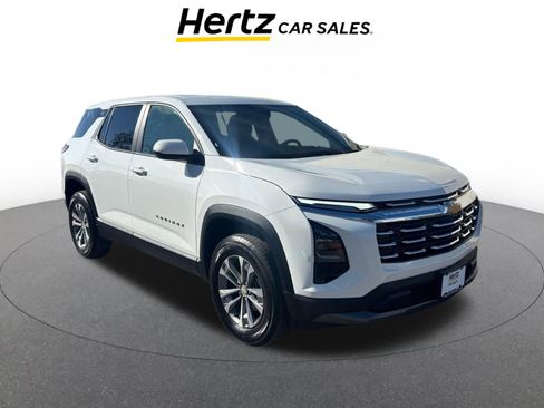 Used 2025 Chevrolet Equinox LT image 1