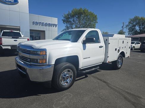 Used 2015 Chevrolet Silverado 2500 W/T image 3