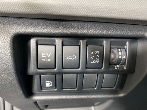 Used 2025 Subaru Forester Sport AWD/4WD image 29