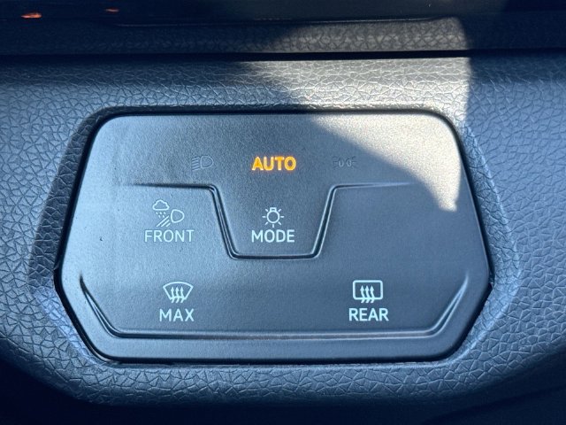 Used 2023 Volkswagen ID.4 Pro S RWD image 17